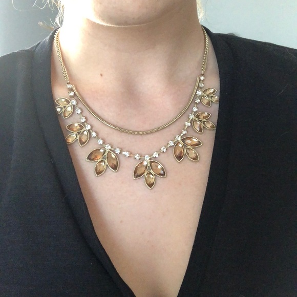 Franchesca’s Rhinestone statement necklace - Picture 3 of 3